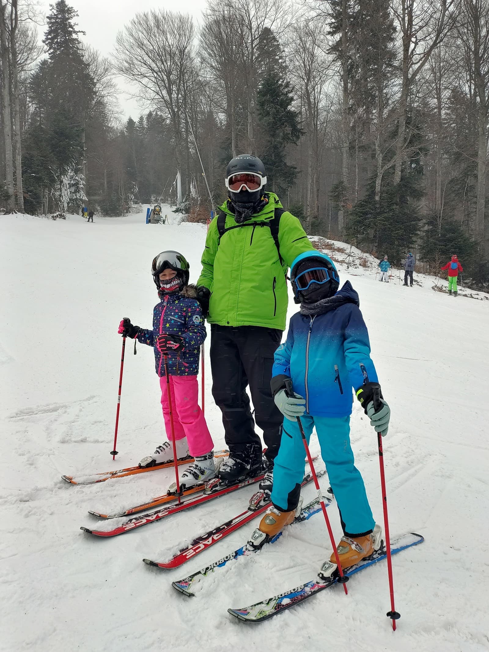 Ski pentru începători în România: unde înveți și de ce ai nevoie