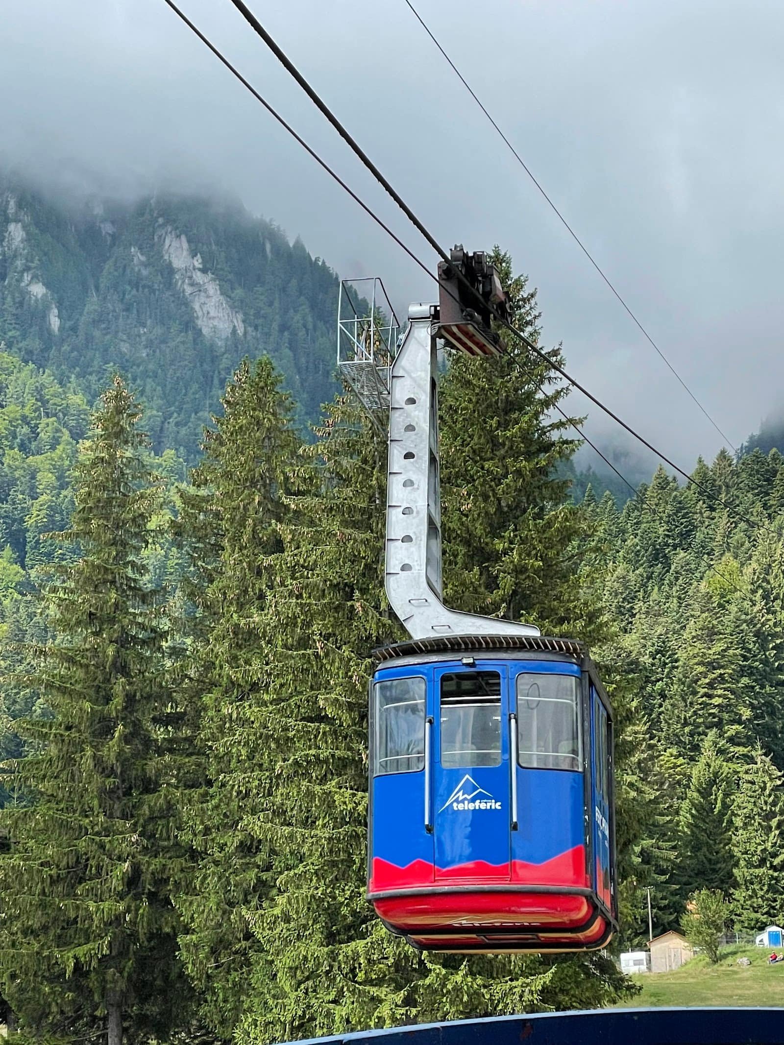 Cable car or on foot? Getting up into Bucegi in summer