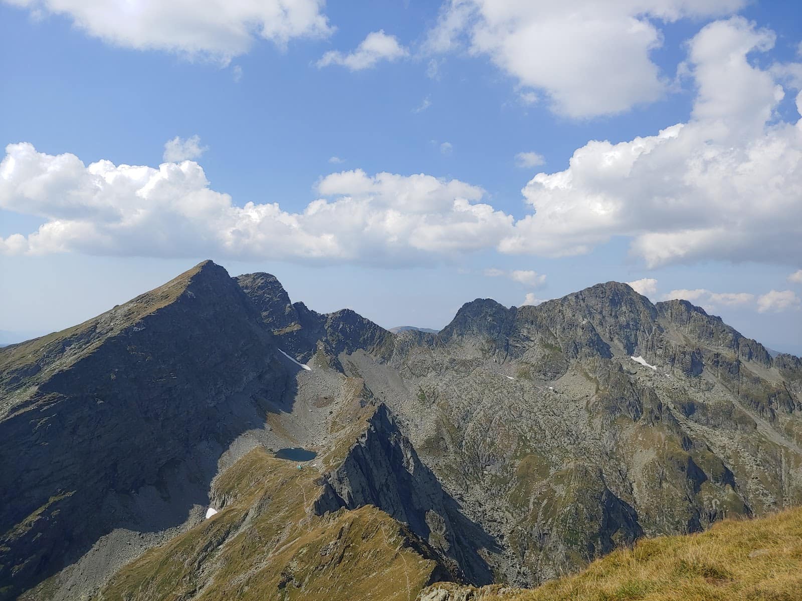 Vârfurile de peste 2500 m din România