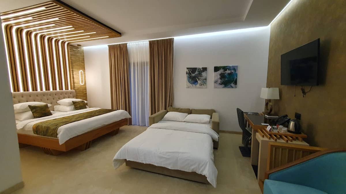 Hotel Ivașcu - Moisei, Maramureș — 2