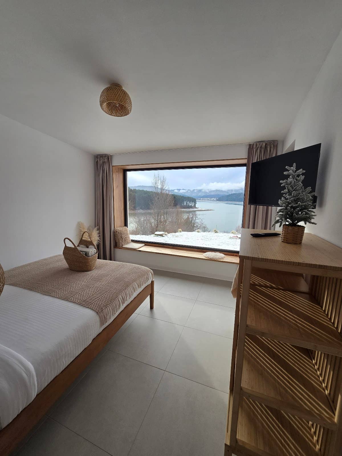 Moon Lake Bicaz — 2