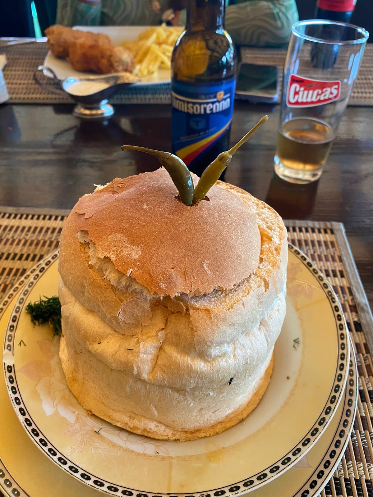 Pensiunea & Restaurant Doi Cocosi — 2