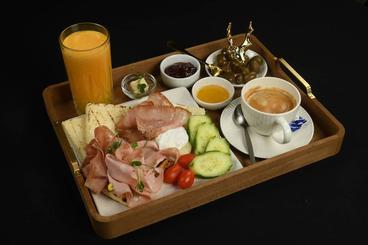 Restaurant Victoria Targu Neamt — 2
